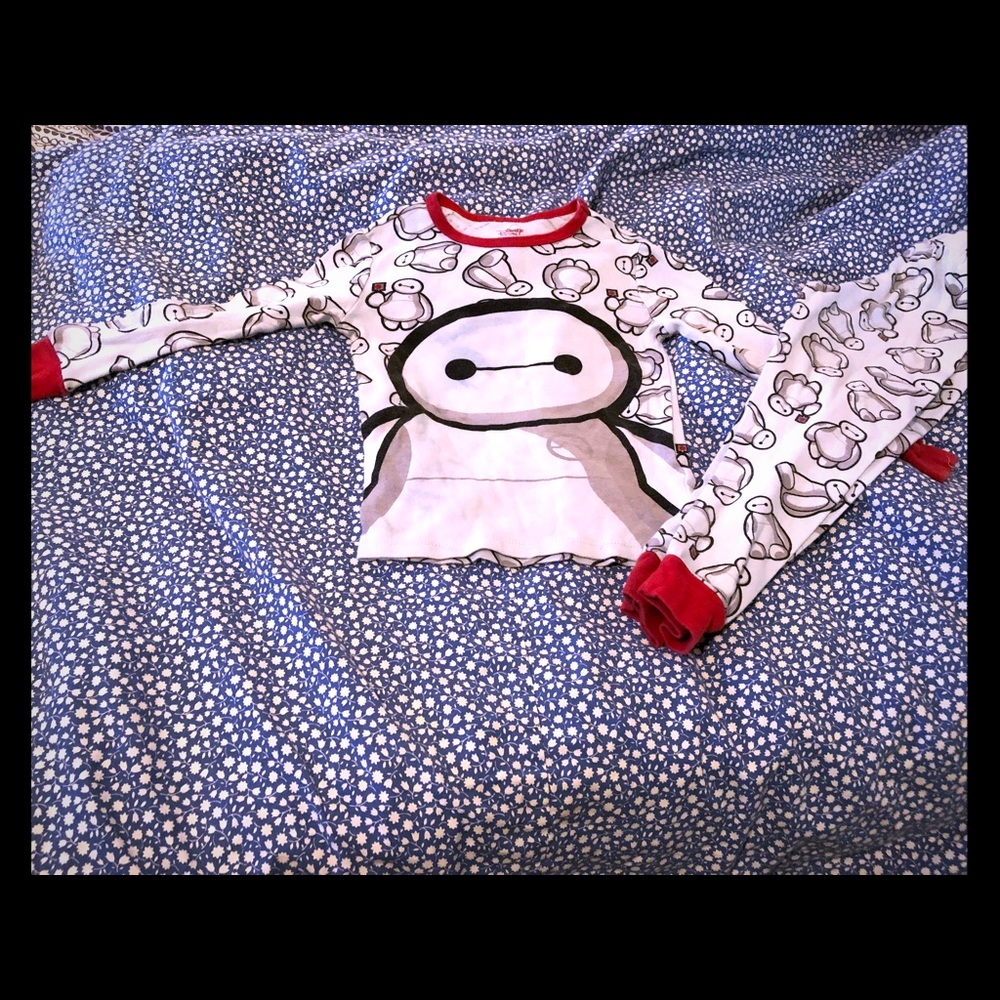 sz 5 BIG HERO 6 BAYMAX 2 pc SLEEPWEAR SET